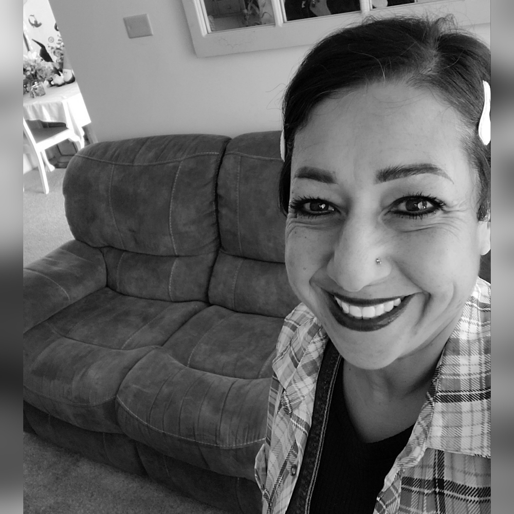 Meet your Posher, Tamar